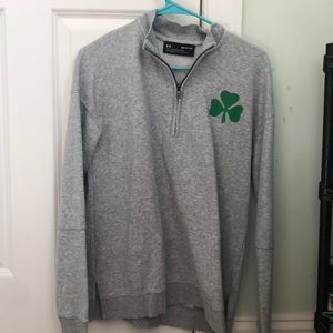 EUC Under Armor Small Loose Sweatshirt